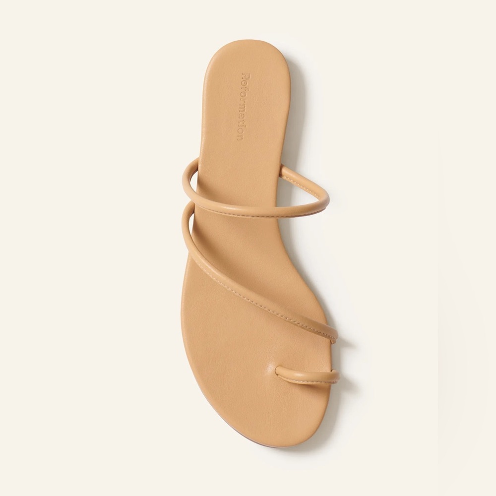 Reformation Ludo Toe Ring Strappy Flat Sandal size 8